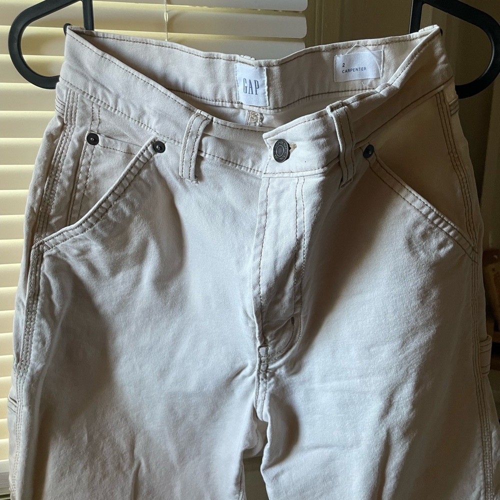 Gap high rise, cropped Carpenter Pants
